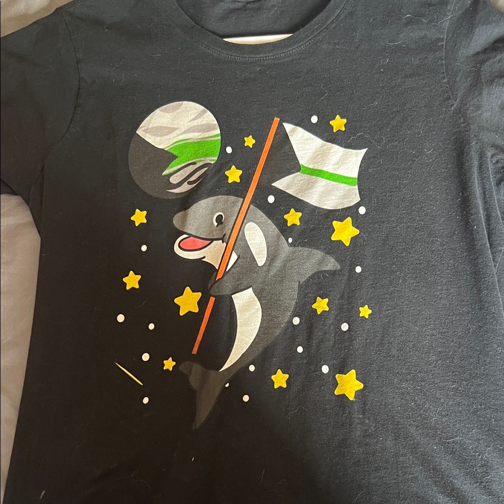Black Dolphin Graphic T-Shirt